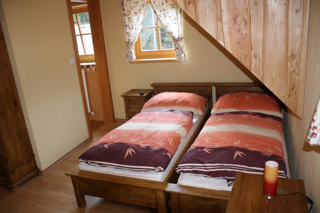 Koliba U Kuba A Rekreacne Domy Hrustin 部屋 写真